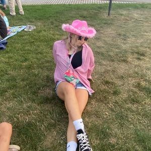 Meet your Posher, Caedence